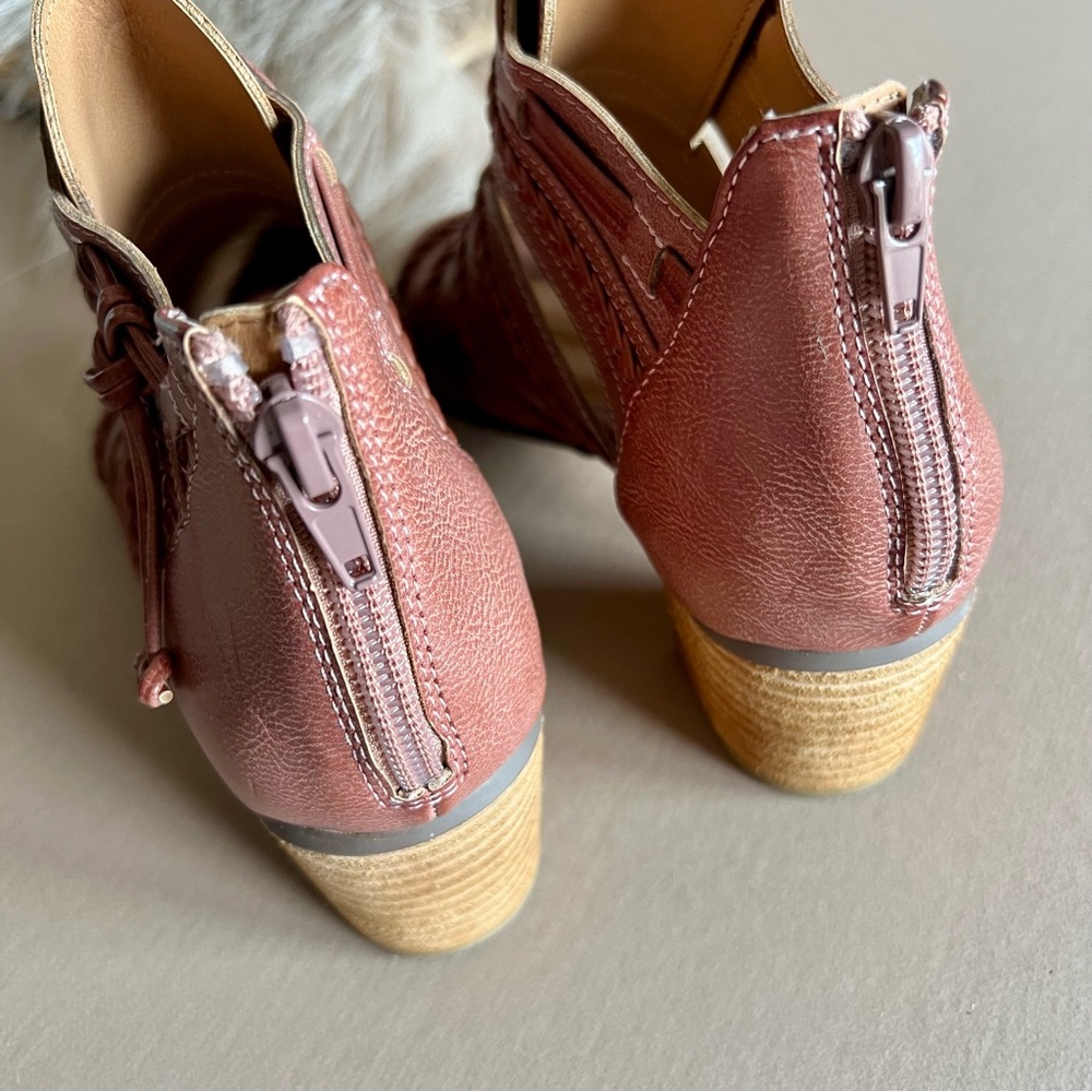 Peep Toe Braided Heeled Bootie Sandals - Picture 9 of 12